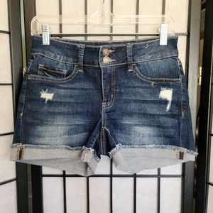 LAST CHANCESO Midi Jean Shorts